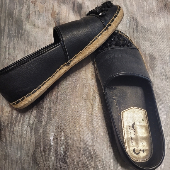 Espadrilles - Picture 3 of 3